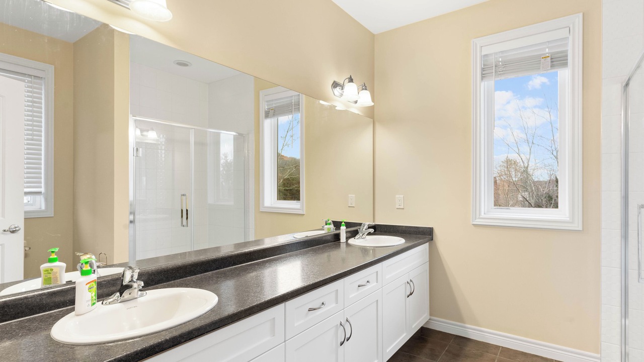 Photo of Bathroom in The Blue Mountains