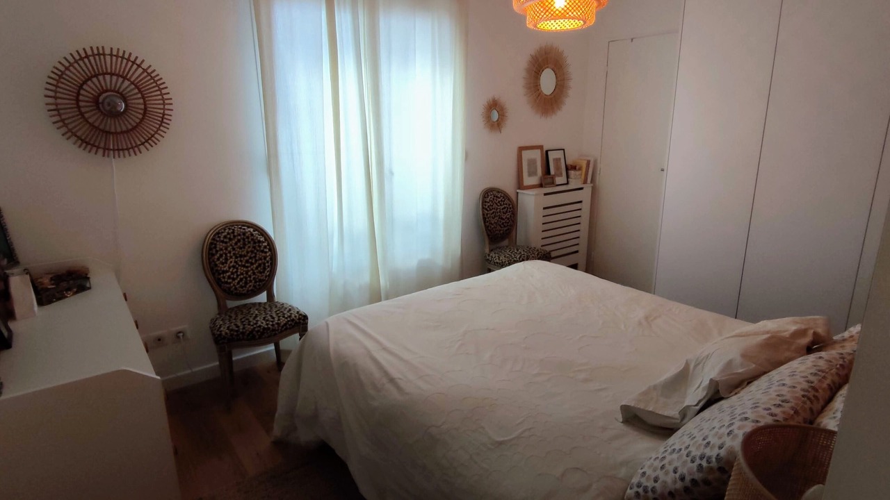 Photo of Bedroom in Saint-Ouen