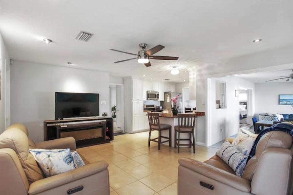 Photo of Livingroom in Forest City