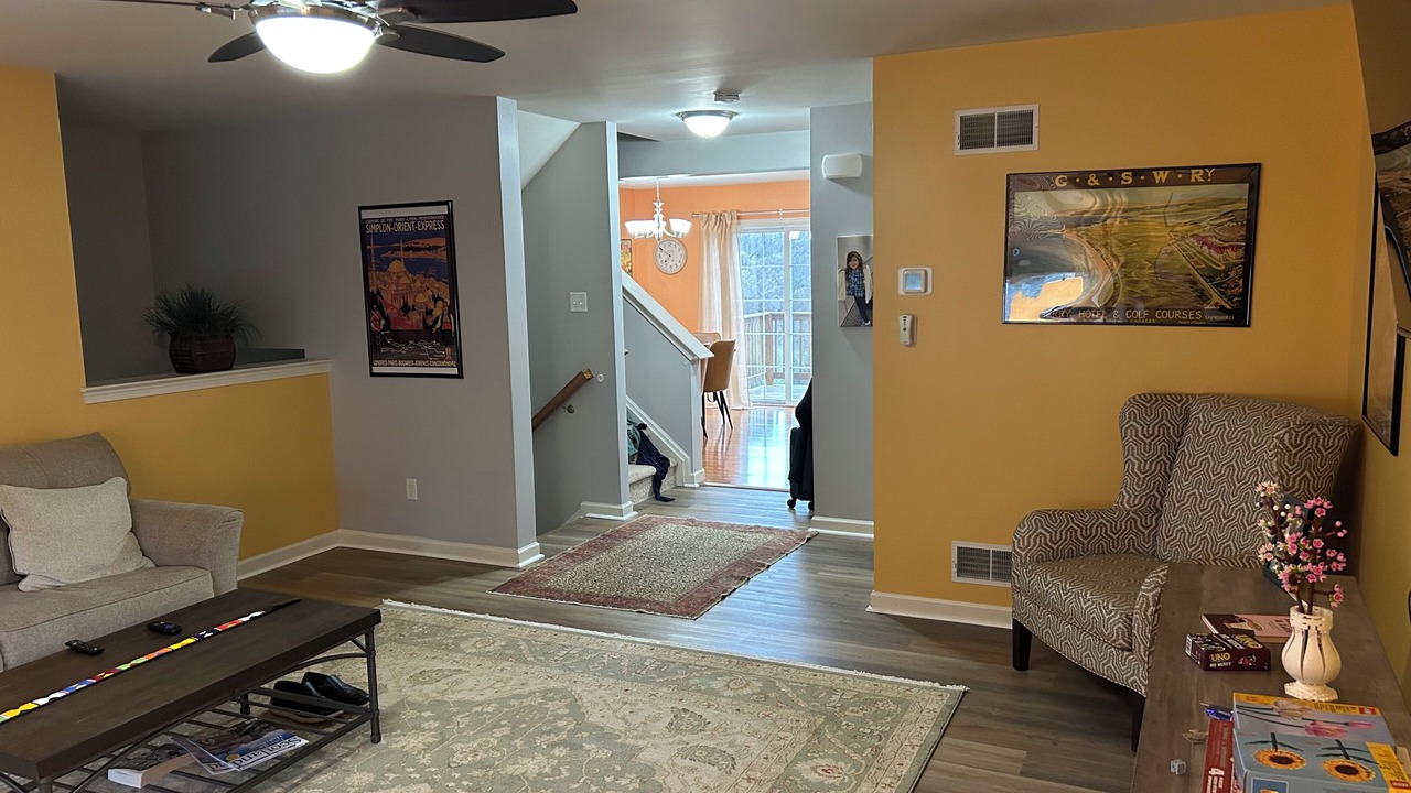 Photo of Livingroom in Harrisburg