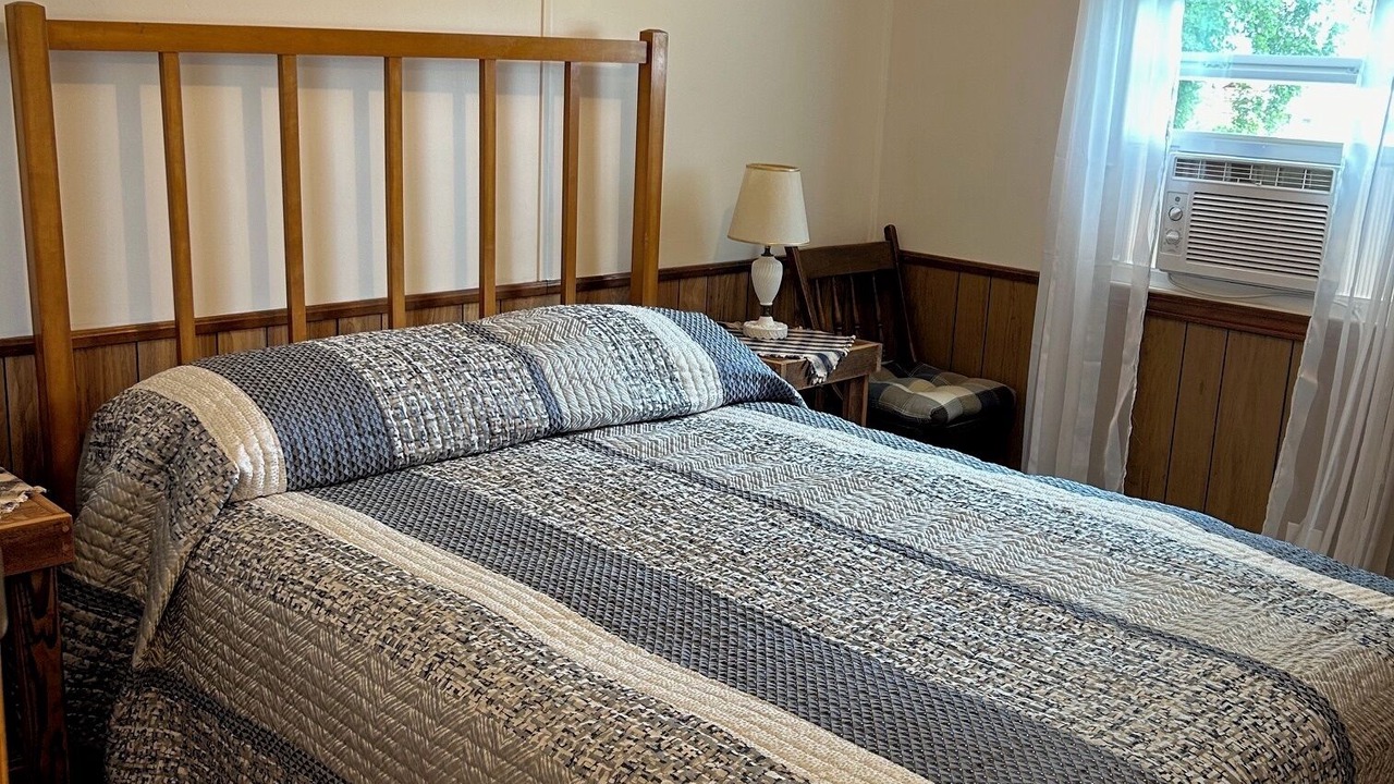 Photo of Bedroom in Durhamville