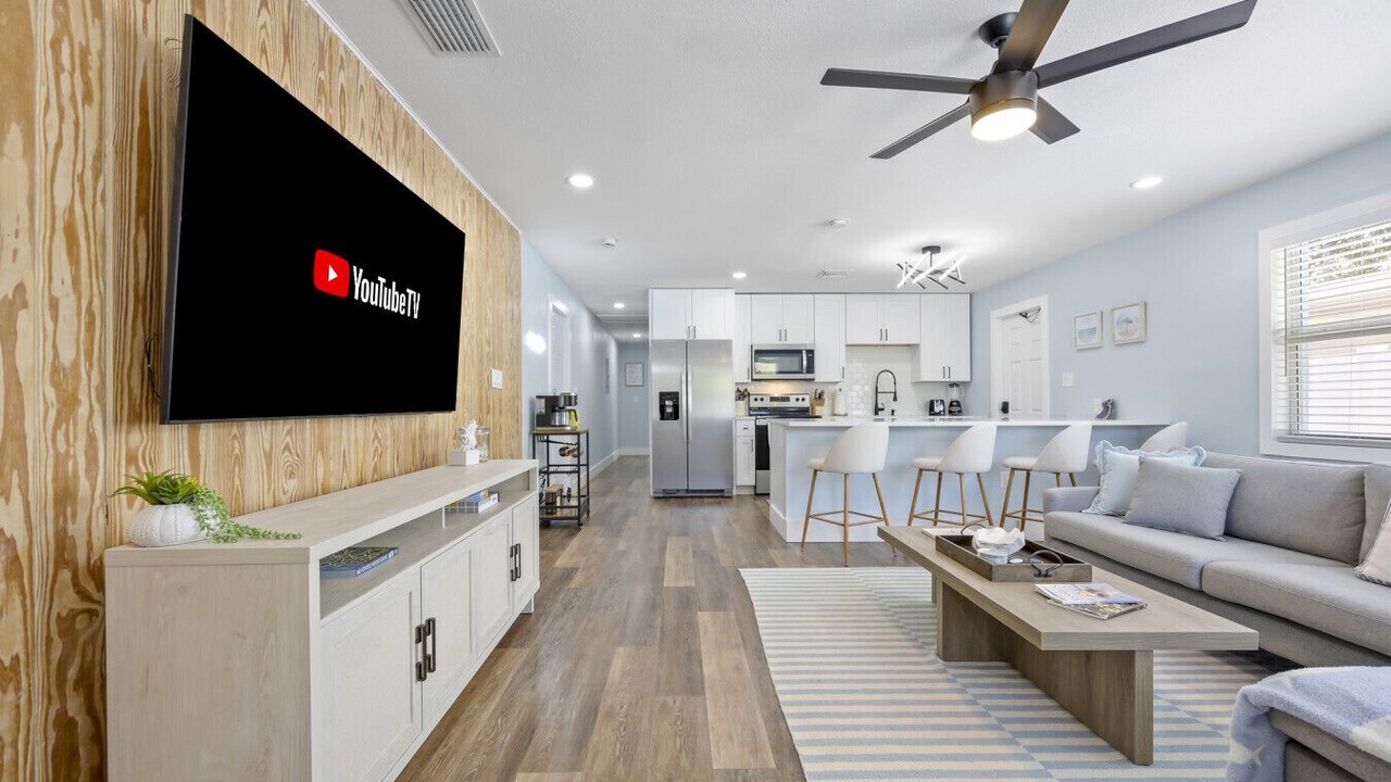 Photo of Livingroom in Cocoa Beach