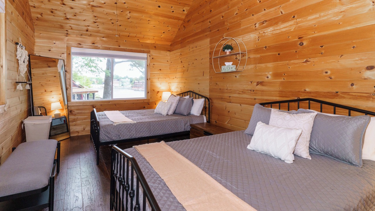 Photo of Bedroom in Port Carling
