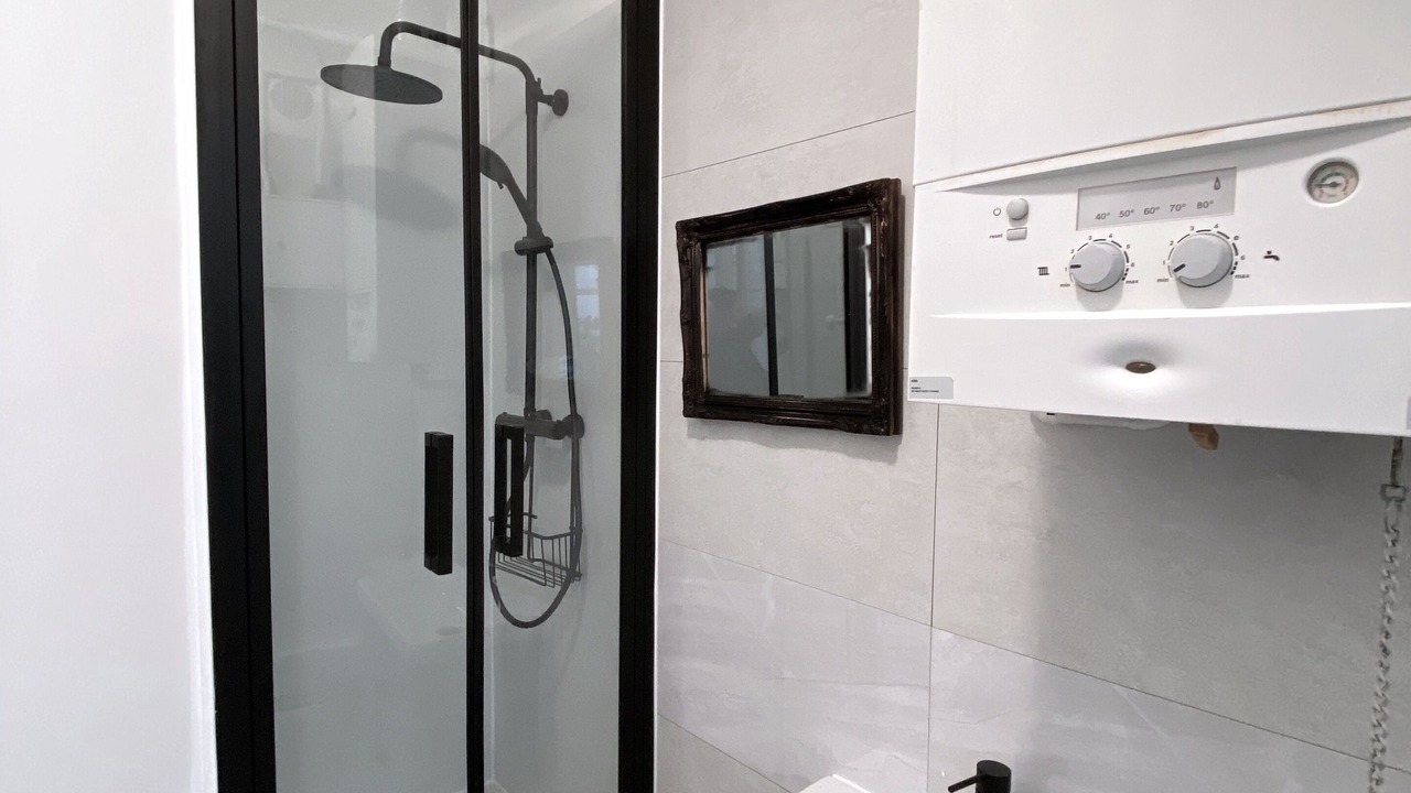 Photo of Bathroom in 14th Arrondissement