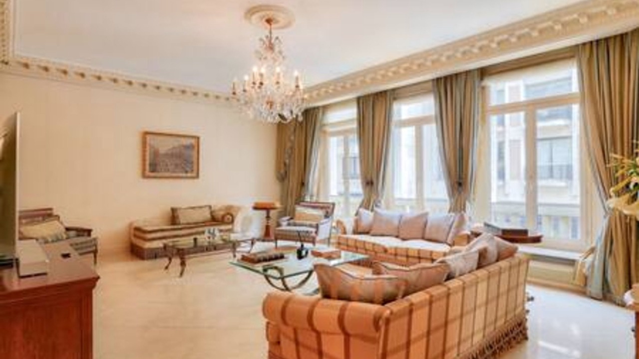 Photo of Livingroom in Champs-Elysees