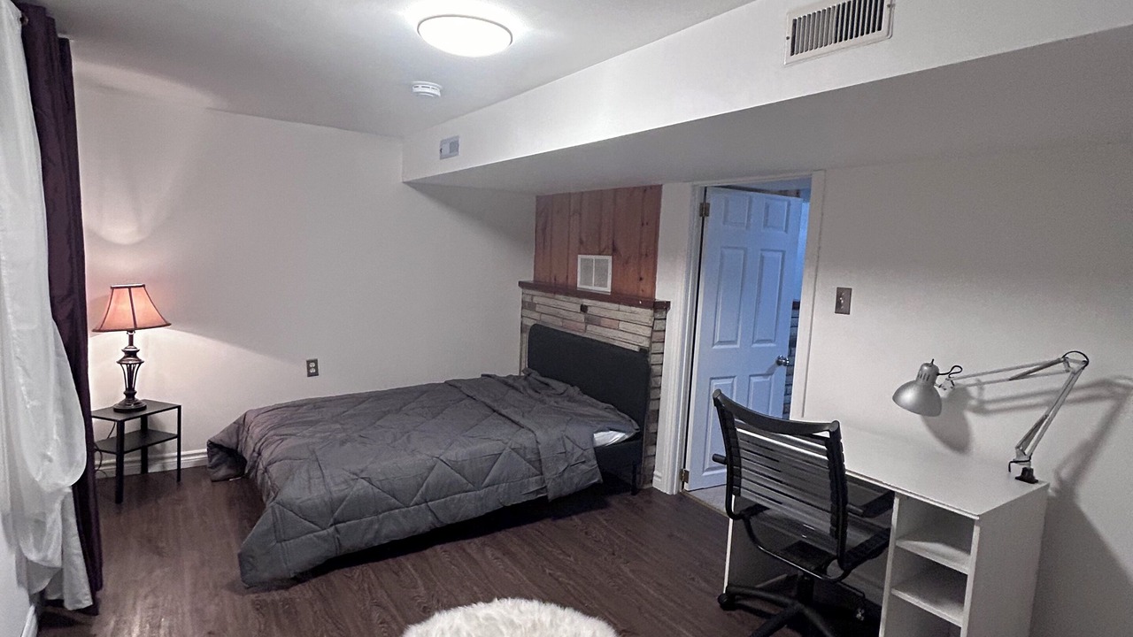 Photo of Bedroom in Richmond Hill