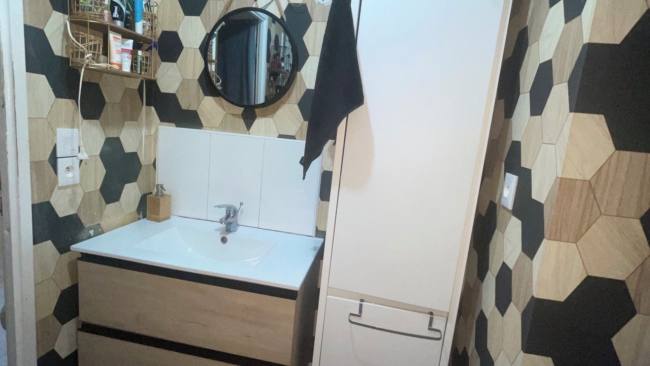 Photo of Bathroom in Aubervilliers