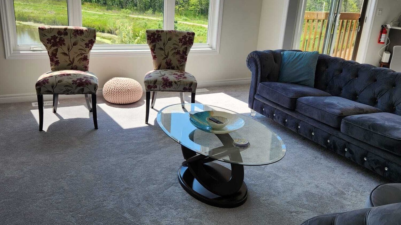 Photo of Livingroom in Orillia