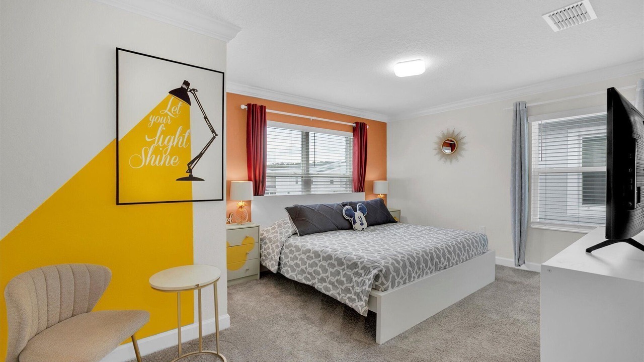 Photo of Bedroom in Bay Lake