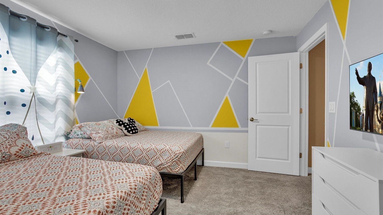 Photo of Bedroom in Bay Lake