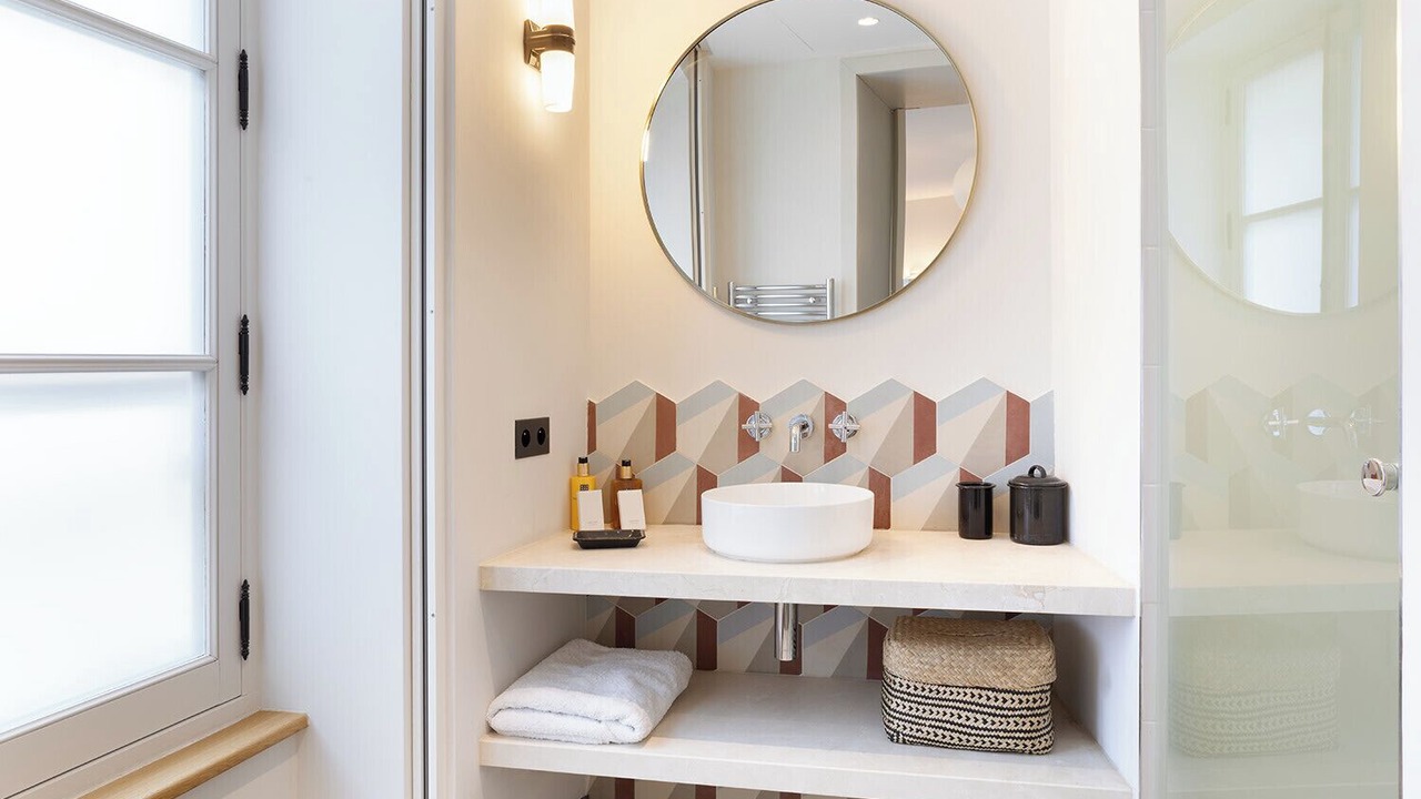 Photo of Bathroom in 12th Arrondissement