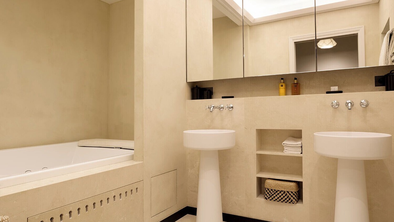 Photo of Bathroom in 12th Arrondissement