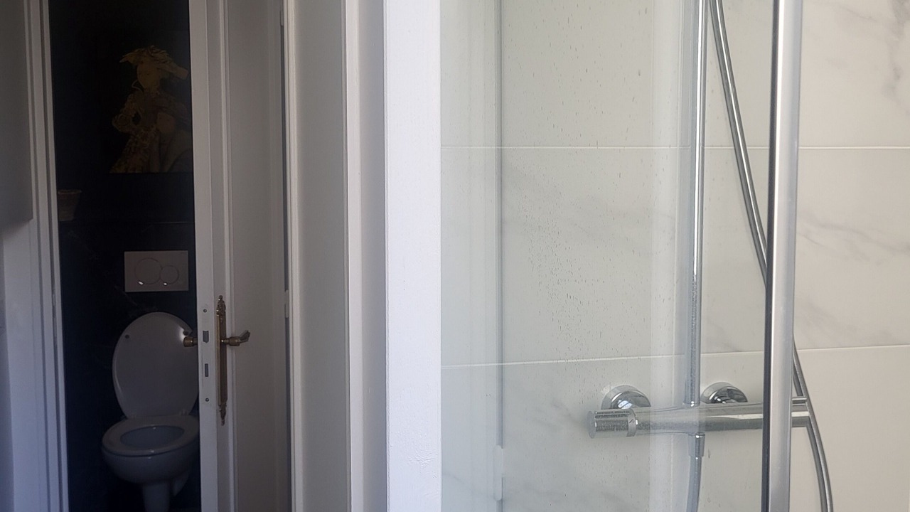 Photo of Bathroom in Bois-Colombes