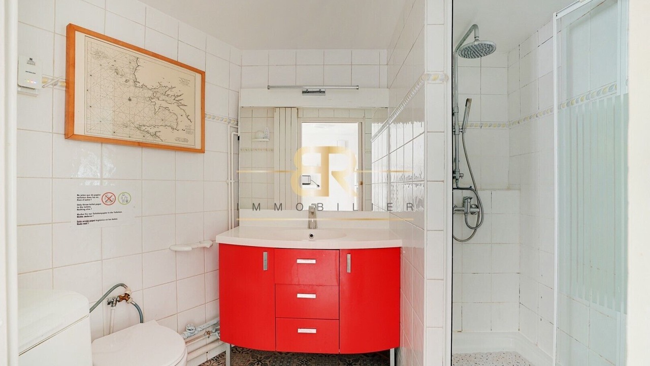 Photo of Bathroom in Chennevieres-sur-Marne