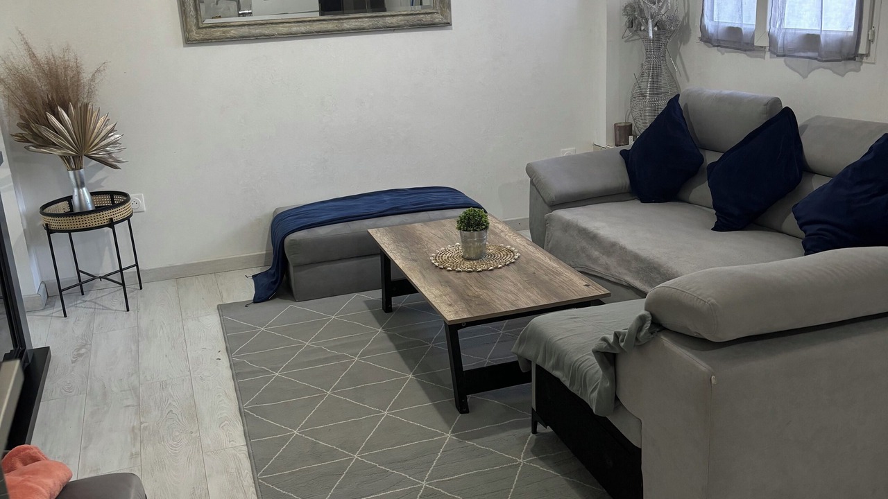Photo of Livingroom in Livry-Gargan
