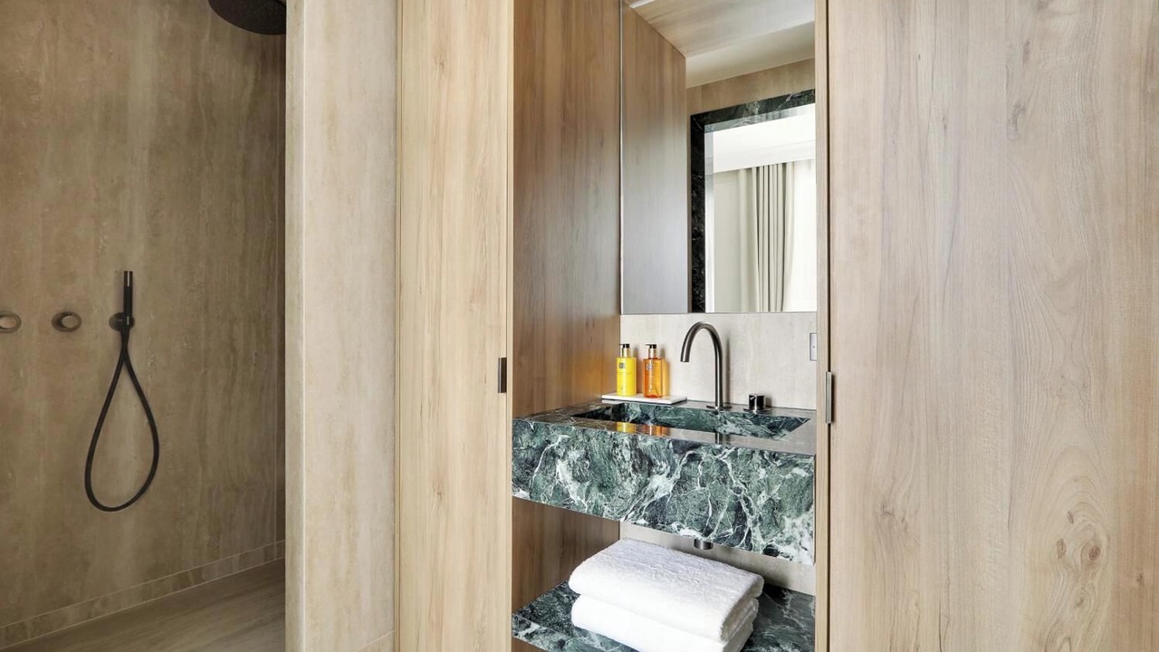 Photo of Bathroom in Les Halles