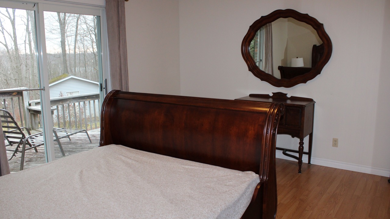 Photo of Bedroom in Sauble Beach