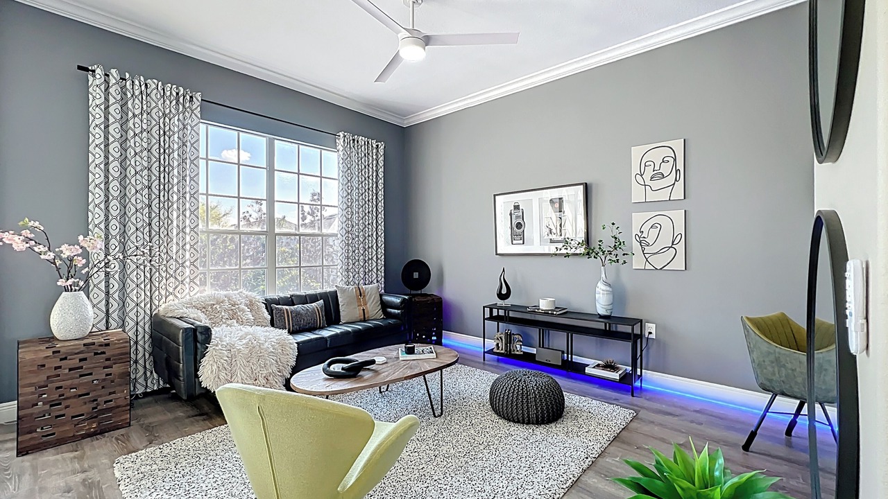 Photo of Livingroom in Southeast Orlando