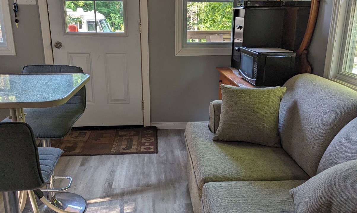 Photo of Livingroom in Unorganized Centre Parry Sound