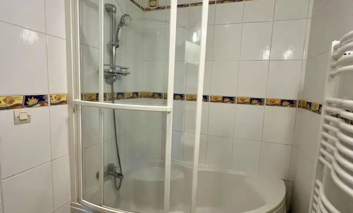 Photo of Bathroom in Quartier de la Chapelle