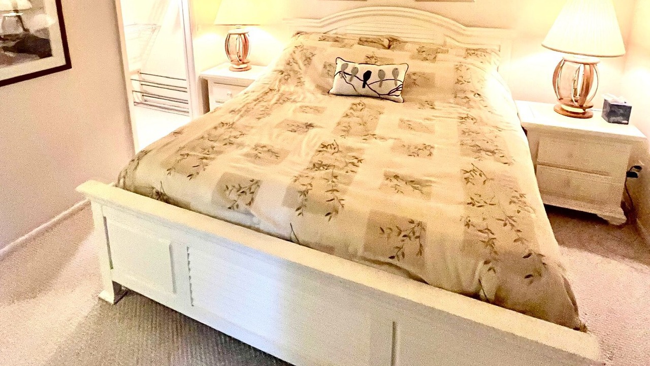 Photo of Bedroom in East Lake Woodlands