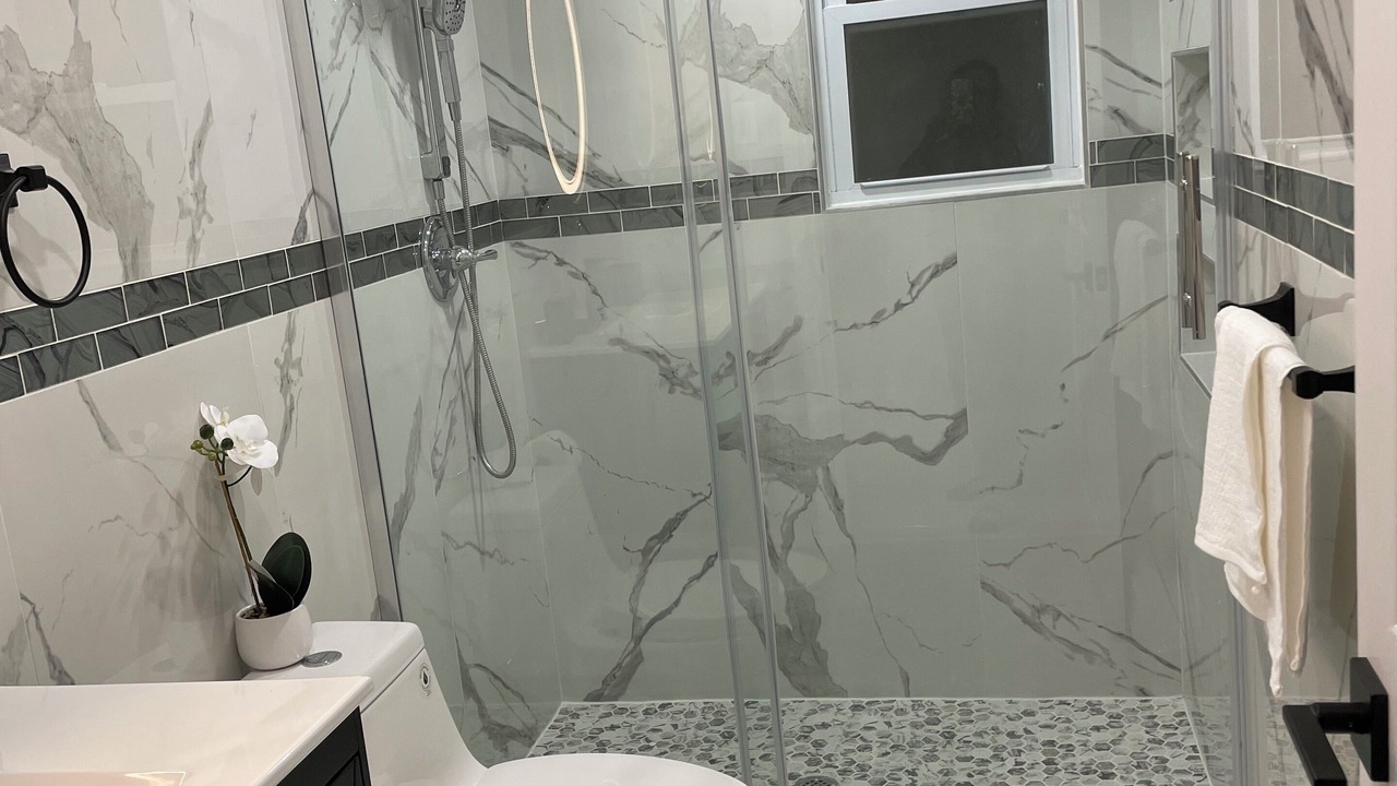 Photo of Bathroom in Roosevelt