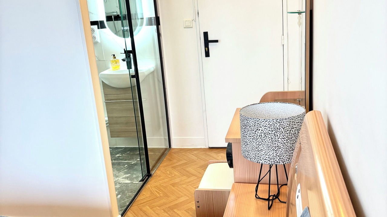 Photo of Bedroom in Quartier de la Chapelle