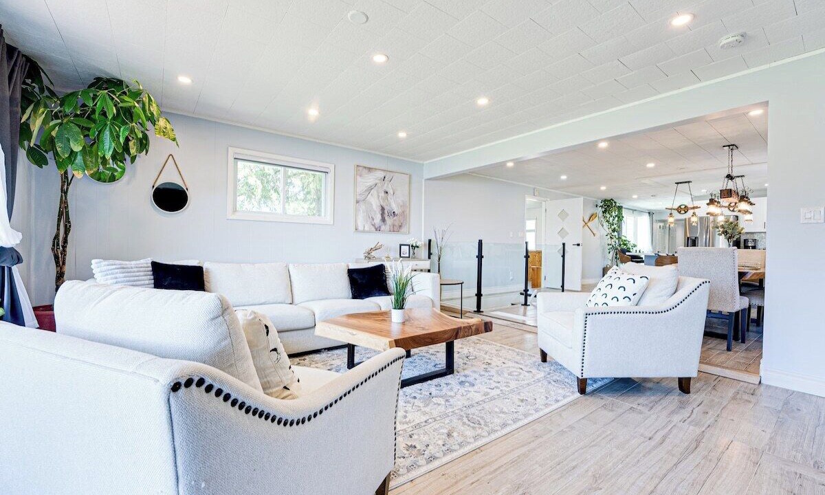 Photo of Livingroom in Magnetawan