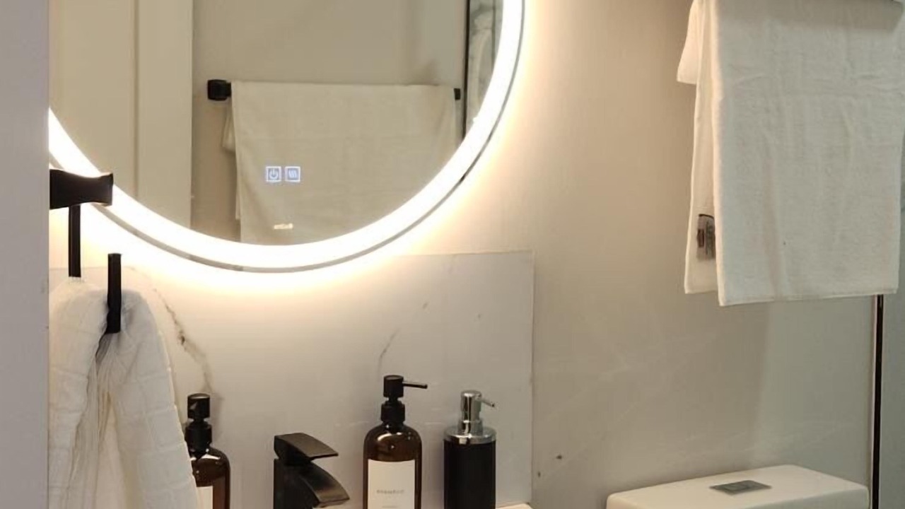 Photo of Bathroom in Grand River South