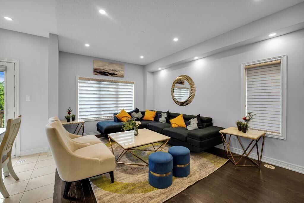 Photo of Livingroom in Brampton
