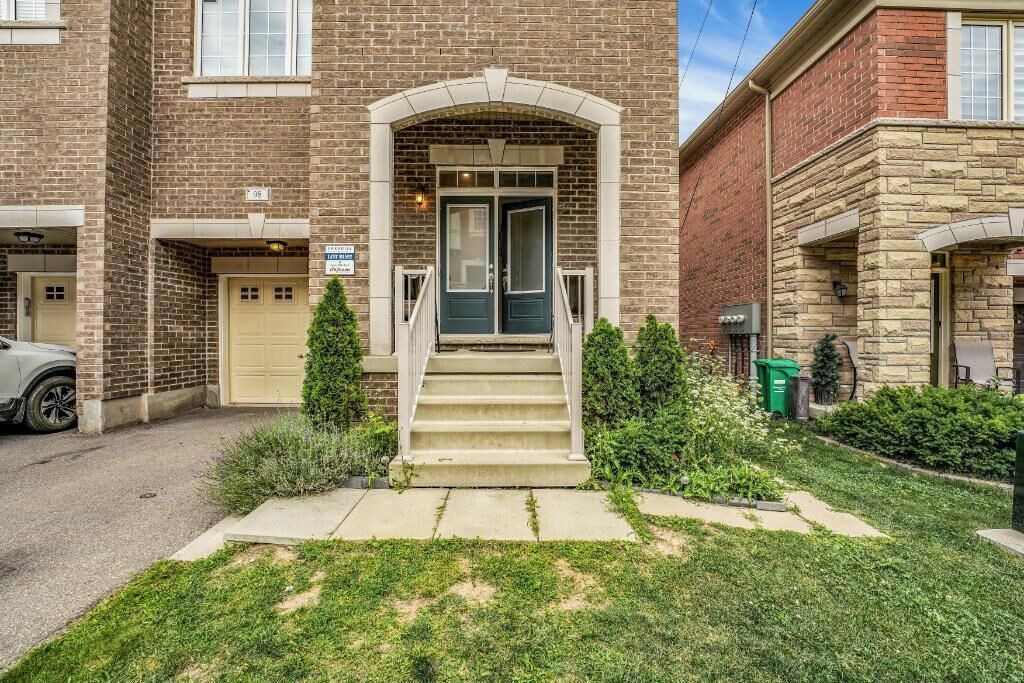 Photo of Outdoor in Brampton