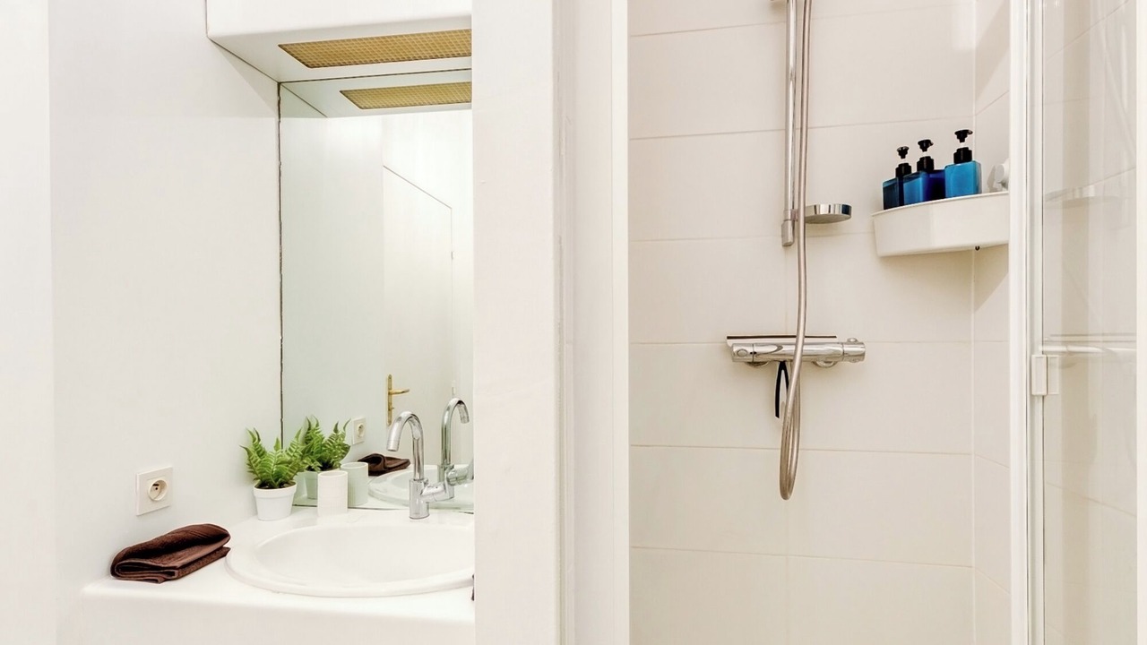 Photo of Bathroom in Charenton-le-Pont