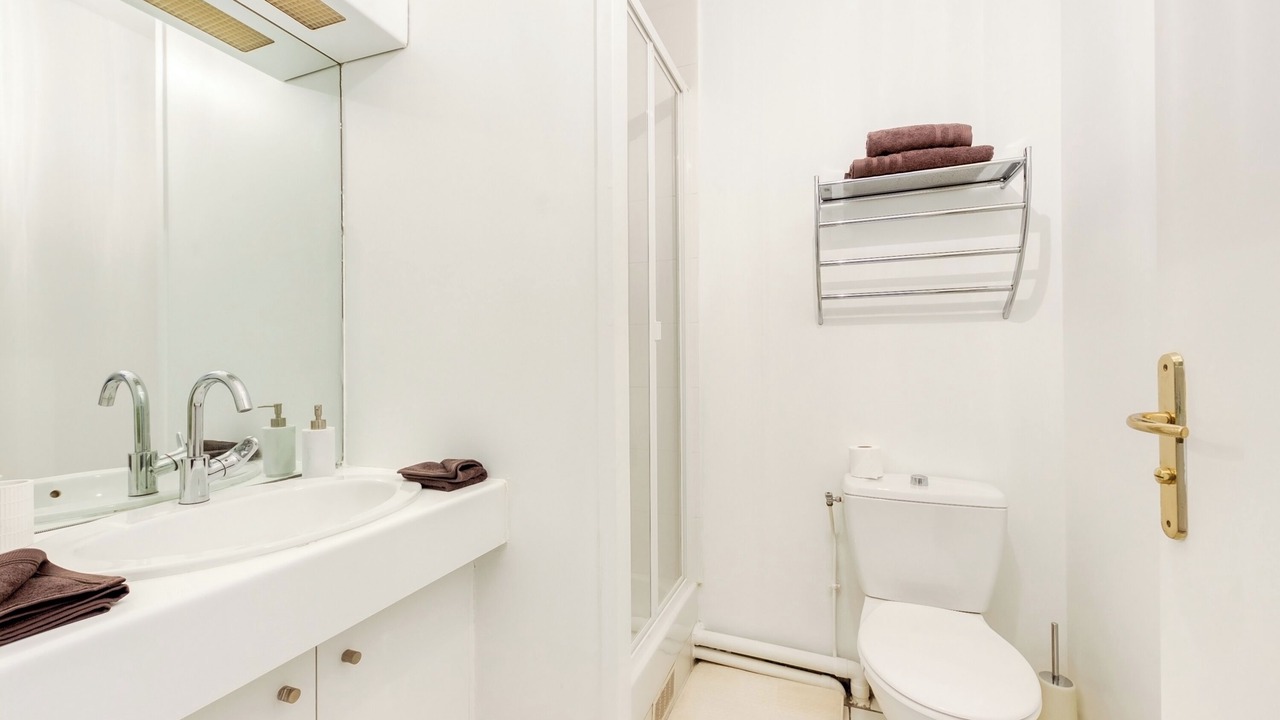 Photo of Bathroom in Charenton-le-Pont