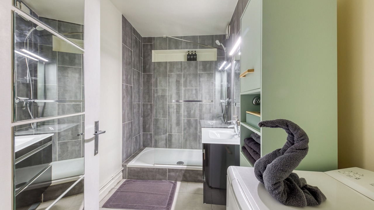 Photo of Bathroom in Saint-Mande