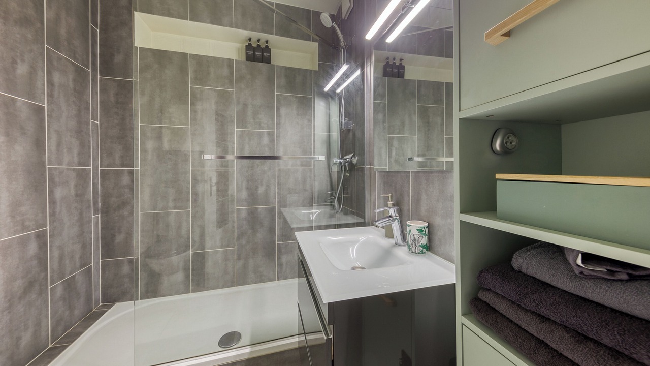 Photo of Bathroom in Saint-Mande