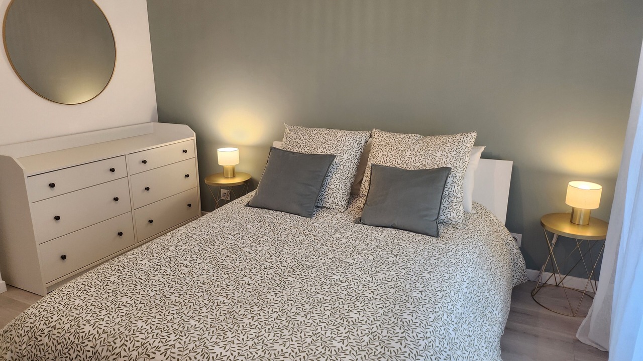 Photo of Bedroom in Les Puces de Saint-Ouen