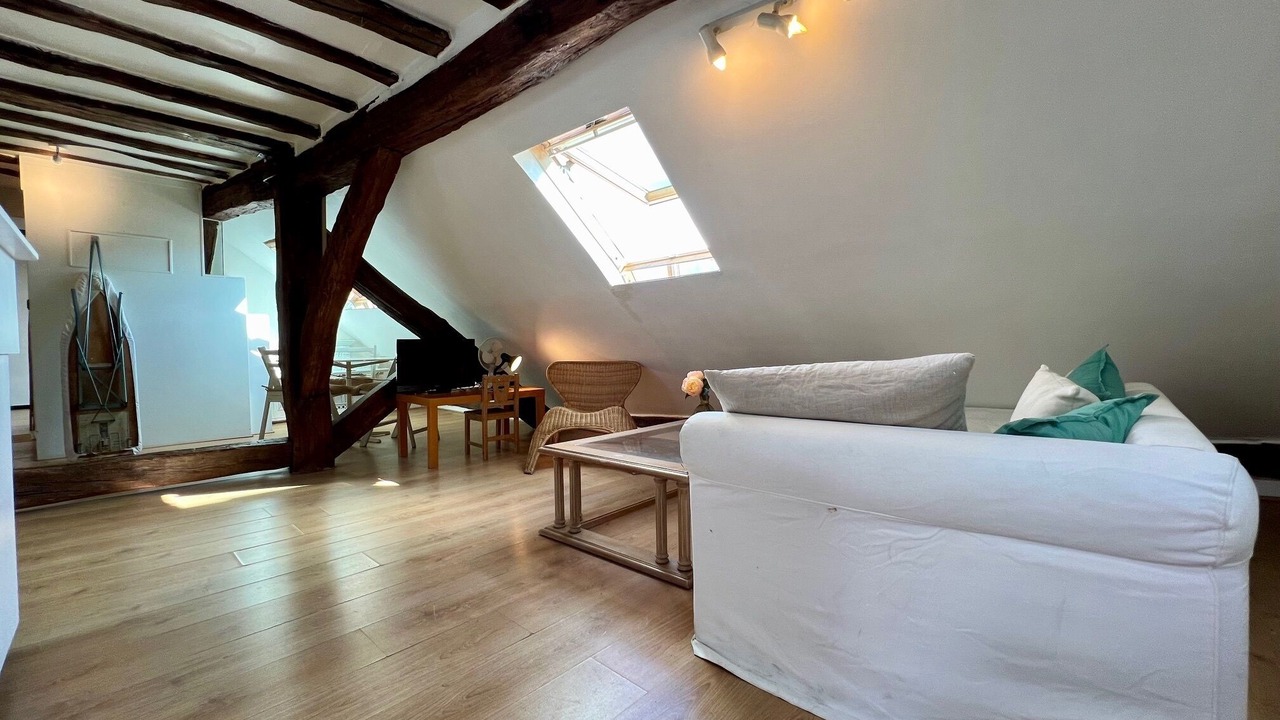 Photo of Livingroom in Saint-Merri