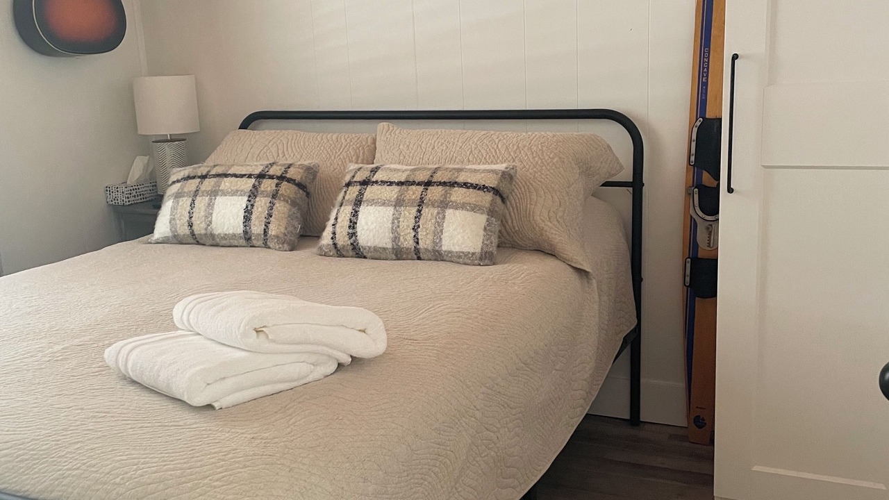 Photo of Bedroom in Utterson