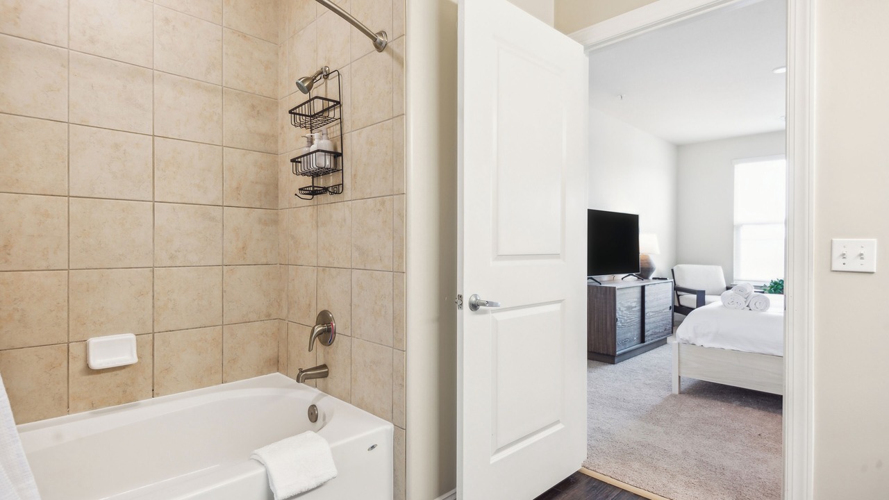 Photo of Bathroom in Florida Center North