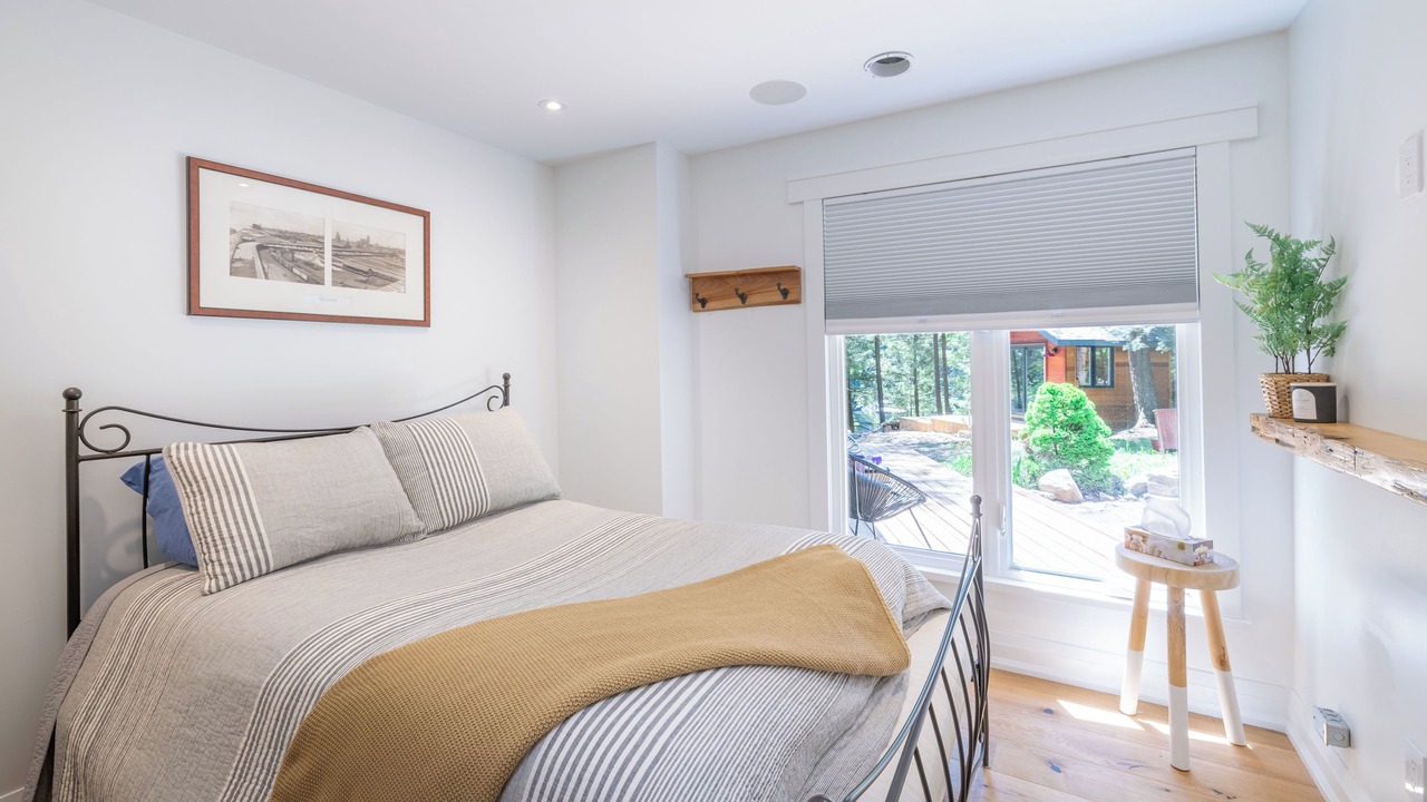 Photo of Bedroom in Dysart et al