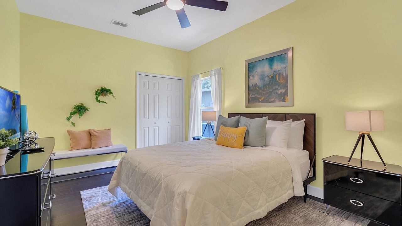 Photo of Bedroom in Mariner's VIllage
