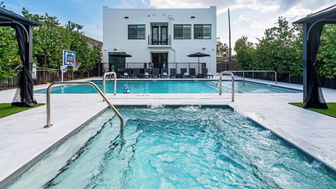 Photo of Outdoor in East Little Havana