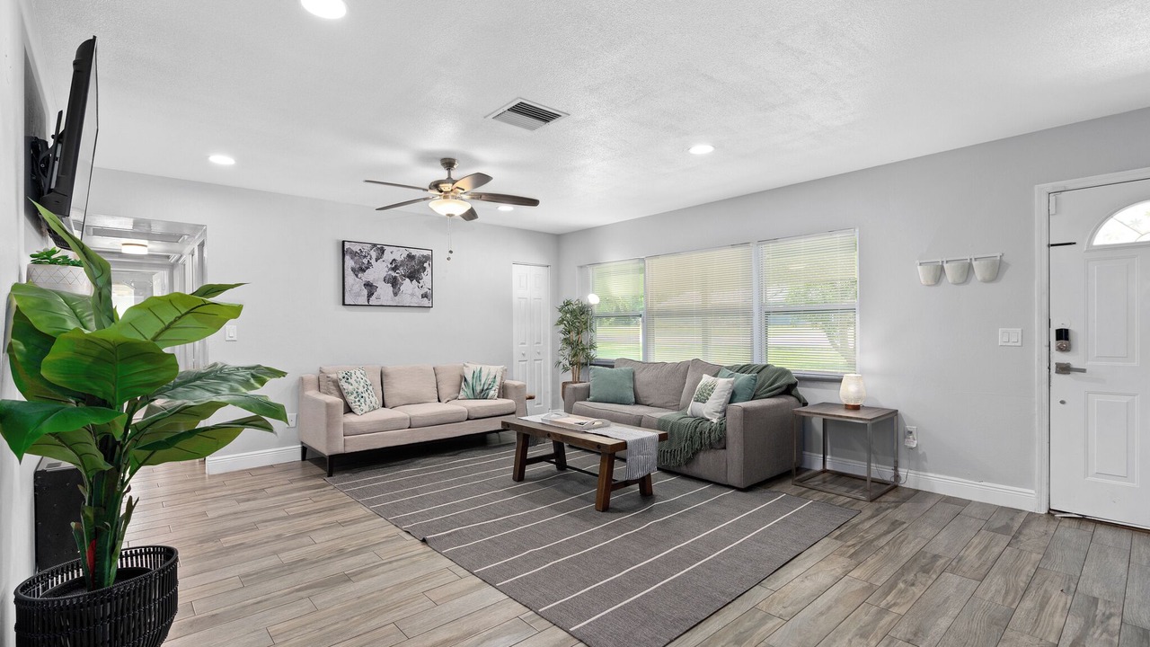 Photo of Livingroom in Forest City