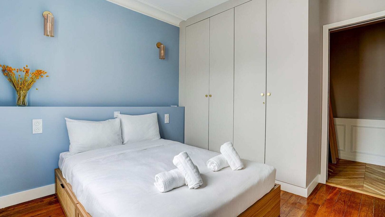 Photo of Bedroom in 6th Arrondissement