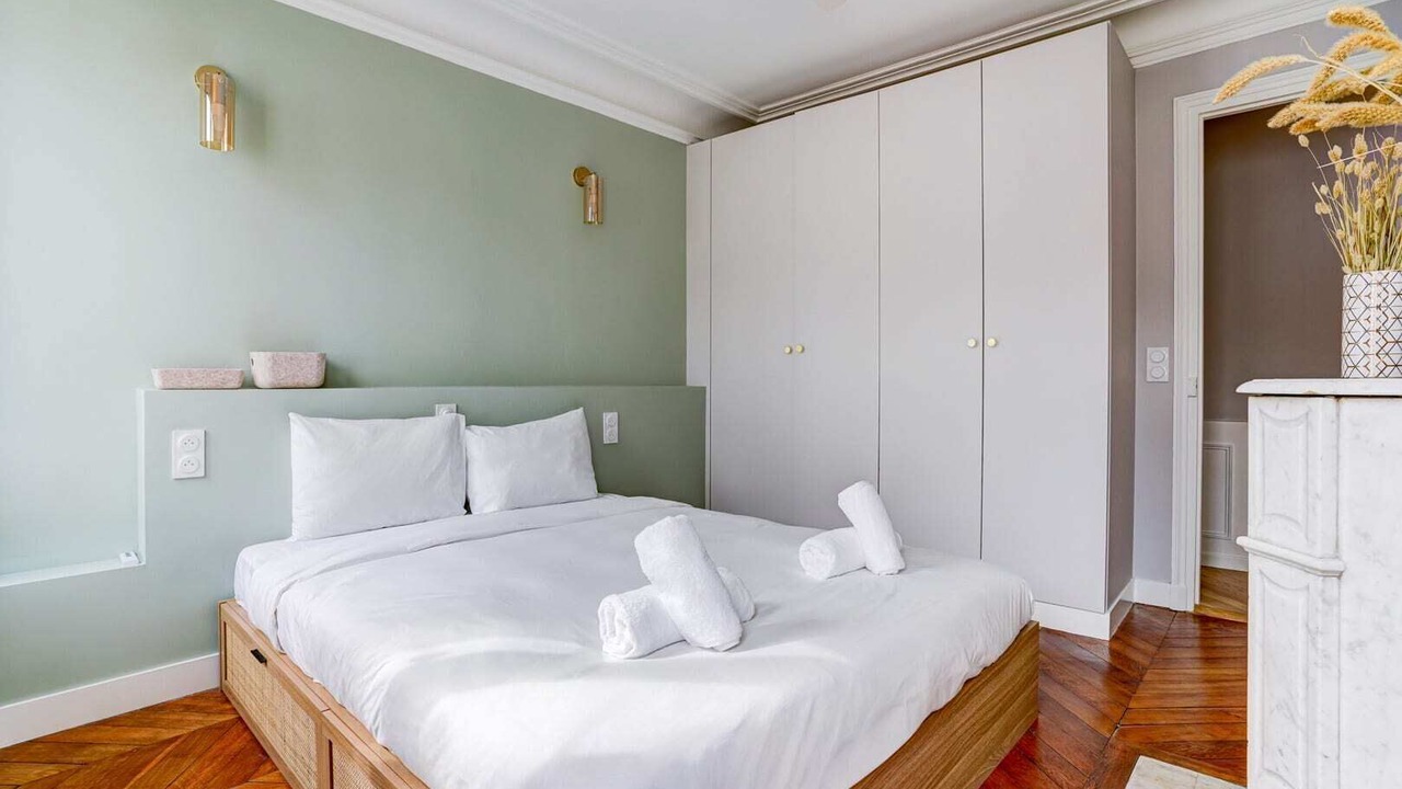 Photo of Bedroom in 6th Arrondissement