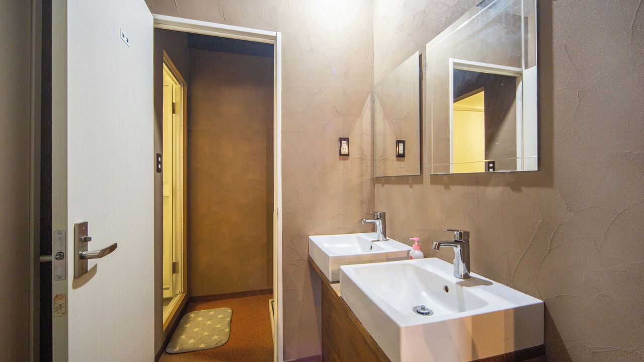 Photo of Bathroom in Kannai