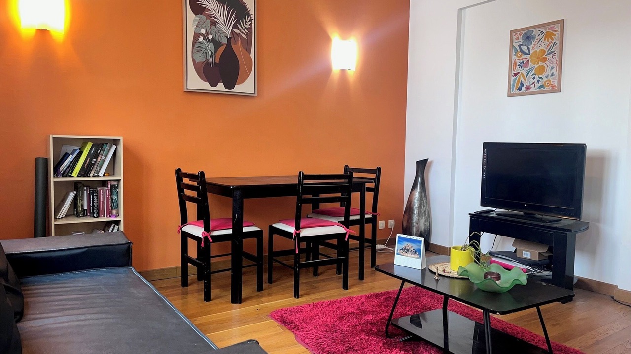 Photo of Livingroom in Quartier de la Chapelle