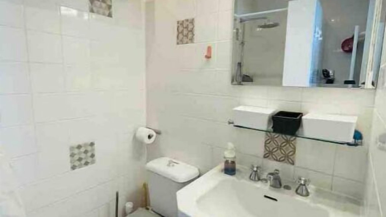 Photo of Bathroom in Aubervilliers