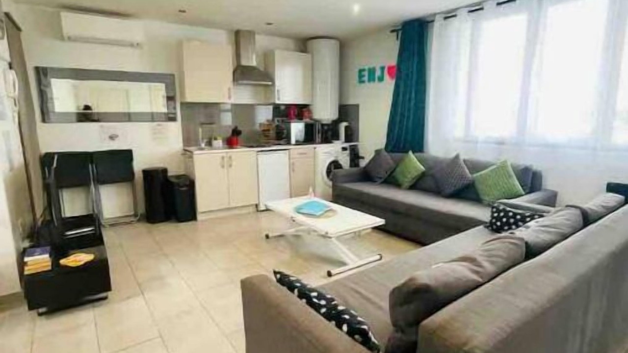 Photo of Livingroom in Aubervilliers