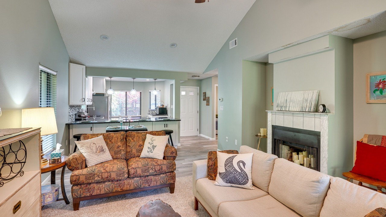 Photo of Livingroom in Lakeland